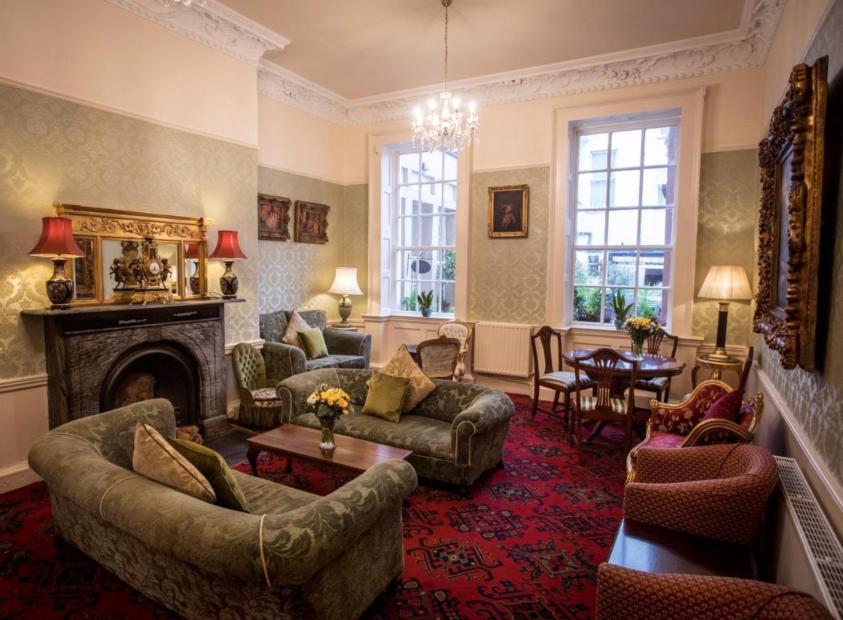 Harry Clarke Mews At The Castle Hotel Дъблин Екстериор снимка